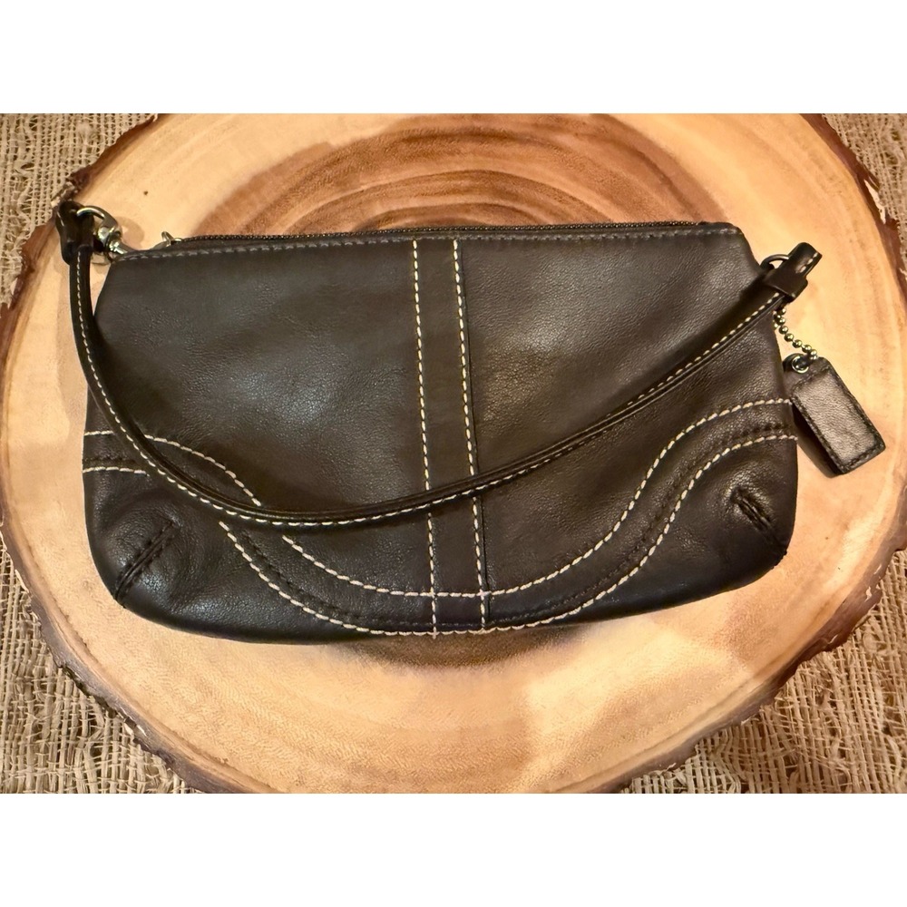 Vintage COACH Black Buckle Wristlet Zip Clutch Pouch Contrast Stitch EUC - Picture 5 of 8